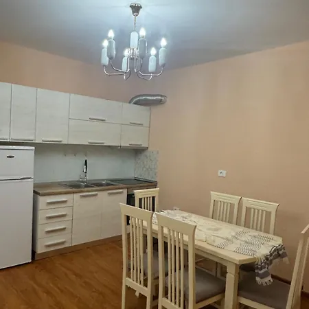 Your Cozy In * 티라나