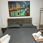 דירה Your Cozy In טיראנה